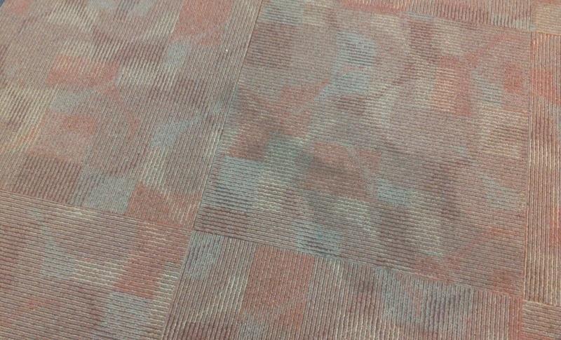 Carpet tile edge