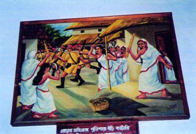 Women Fight Police during the Tebhaga Movement when the slogan was Jan