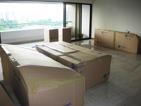 For packing your shipment, we use top quality carton boxes, corrugated rolls, bubble sheets, corner protectors, PE forms, news