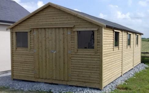Sheds up to size 12 x 8 have mineral felt roof as standard. Torch felt roof is an optional extra.