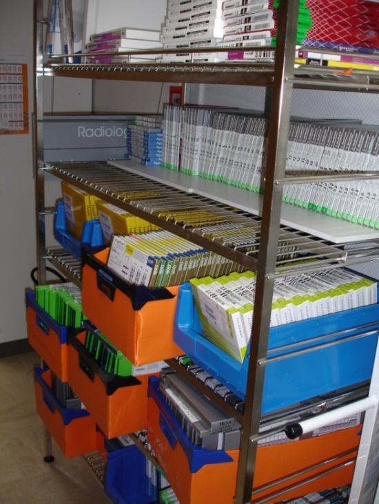 RFID enabled inventory cabinet - France Business Value Better