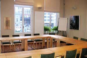 Situated close to the European Parliament building, easily accessible by train, metro and airport bus.