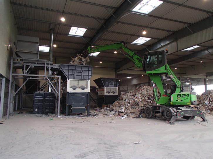 The HP version of the M&J PreShred 2000 is the equipment of choice for shredding or bag opening of huge amounts of household waste that contains only a limited amount