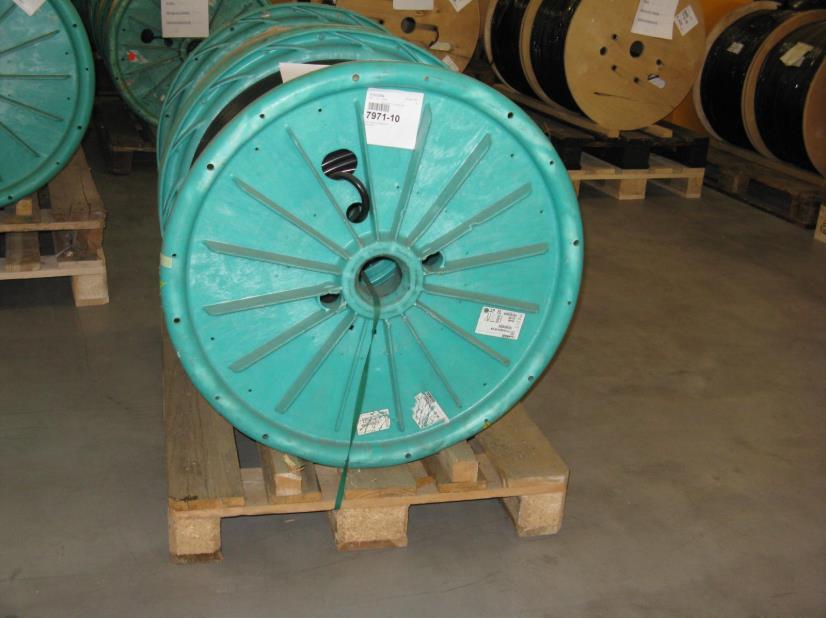 Cable drums Cable drums can be delivered horizontally or vertically on the pallet.