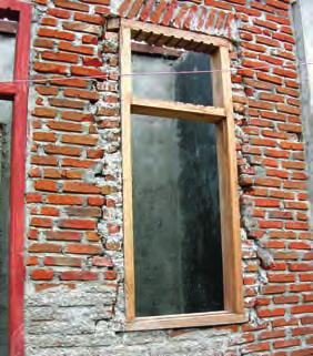Doors & Windows Lintel bricks shall be laid in two directions Window frames Edge of wall before window installation Joint should be done with care Window frame must be installed before buiding the