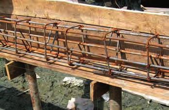 Formwork Distance (cover) of 2 cm Distance of 2 cm Distance of spacer Spacer (blocks) under rebars keep the right distance to the formwork How can I do it better?