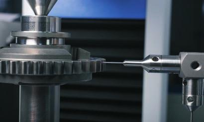 robots Bypass shuttle enables parallel use of identical machining operations Flexibility & investment security Reduced adaptation investments and lifecycle costs even for