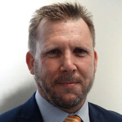 2 Speaker COURSE PRESENTER SCOTT BLOXSOM Scott is Chartered Professional Engineer with over 25 years experience in a wide range of asset management and engineering projects.