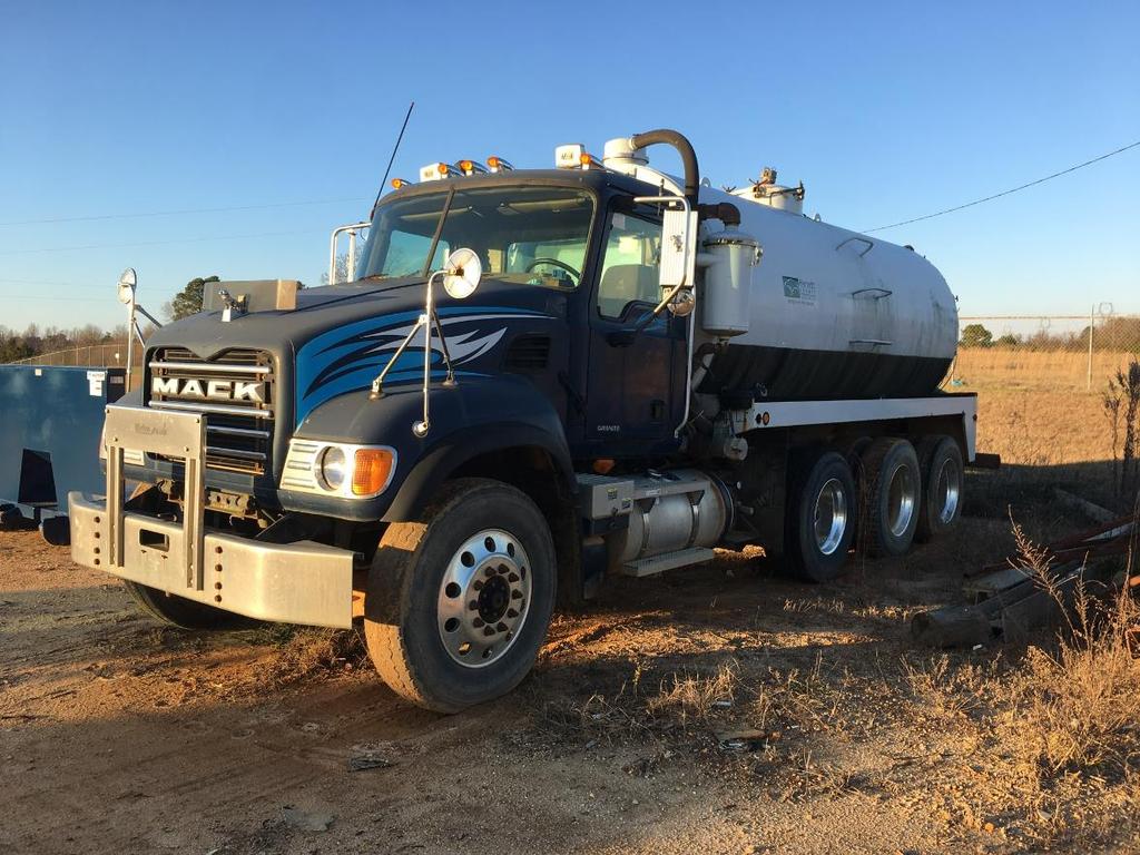 Pays for a vacuum truck to pump and haul leachate from the transfer station.
