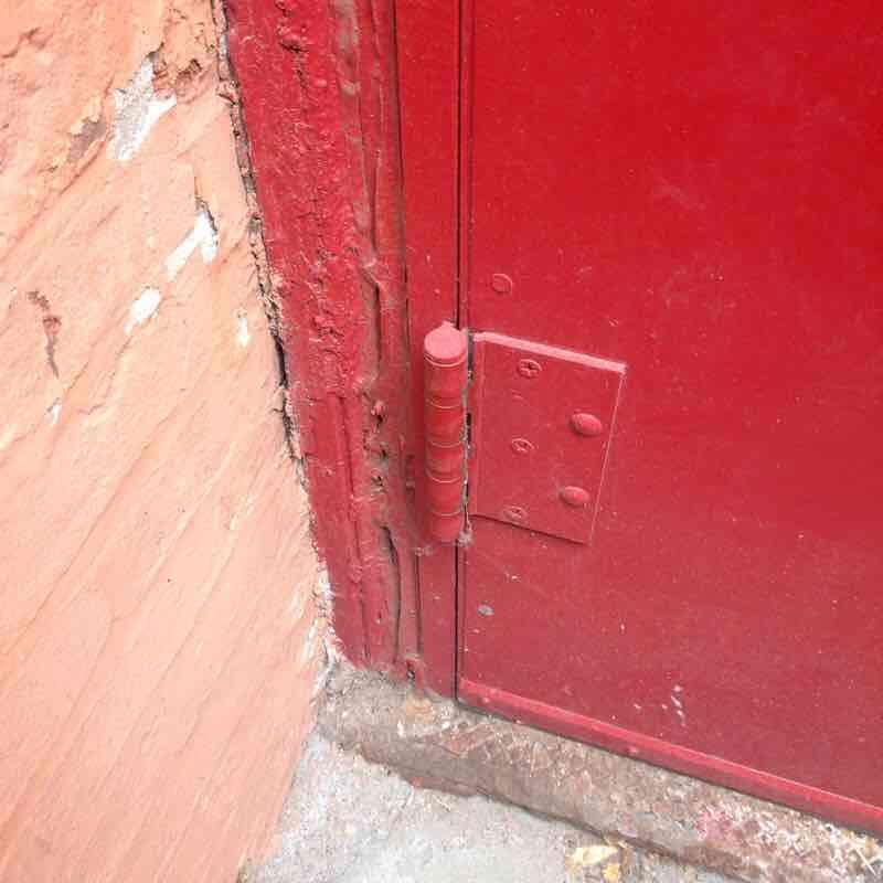 EXTERIOR DOORS DOORS AND FRAMES Photo1 Building Assessment Survey