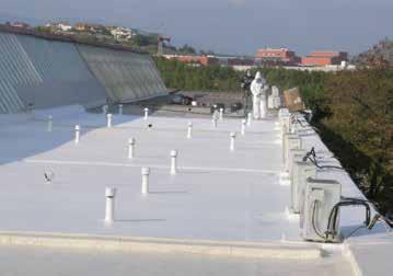 Thanks to its excellent crack-bridging capacity and excellent resistance to stresses, the system is extremely versatile and suitable for numerous types of roofs.