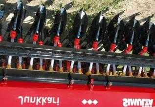 5 tyres with an ELS pattern will also support the combination drill on soft land.