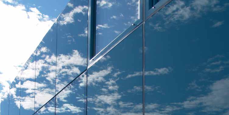 INTRODUCTION World s best-performing glass curtain wall system Qbiss Air is a unique unitized glass curtain wall system, which uses an innovative, multi-chamber insulating core, that provides