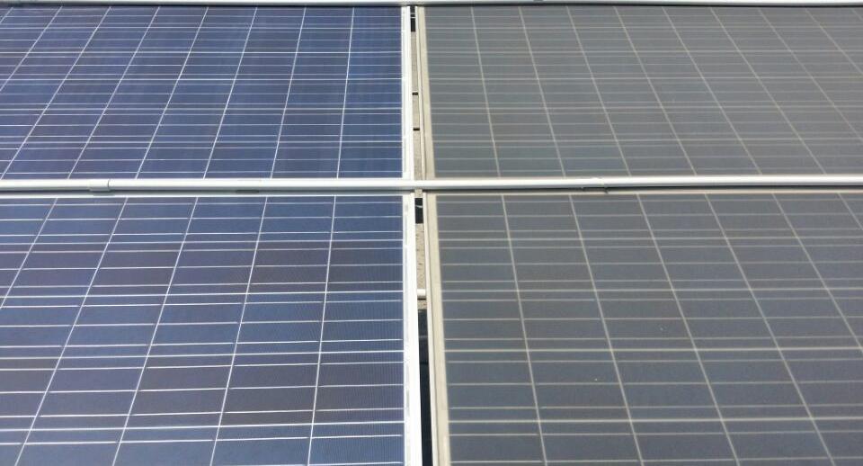 Application range: Increase the self-cleaning effect of photovoltaic panels Comparison of PV modules