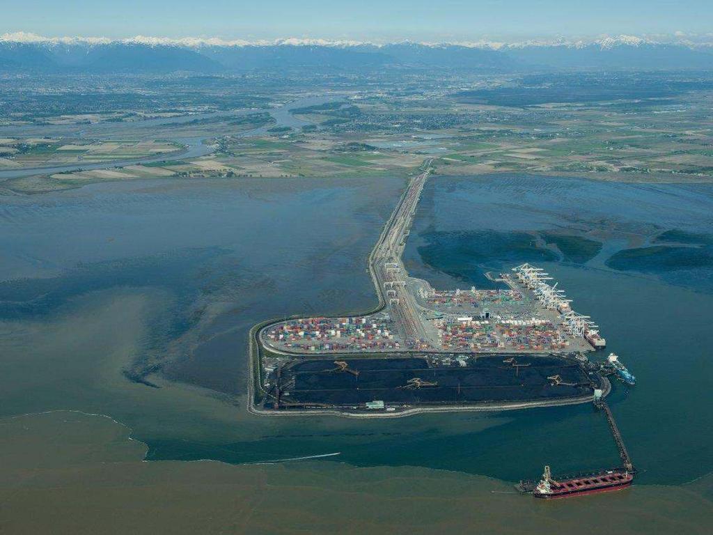 Coal trade Coal is Port Metro Vancouver s principle bulk export Coal accounts for 28.3% of the port s annual tonnage B.C. is a gateway and a global supplier Port Metro Vancouver Coal Exports 2013 31% 69% Metallurgical Coal 68% Thermal Coal 31% 38.