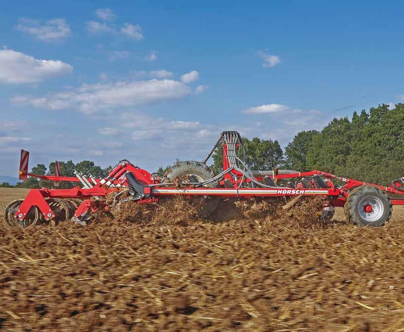 34 Terrano FM Heavy universal cultivator Terrano MT Shallow mixing deep loosening The Terrano FM can be used for shallow as well as for deep cultivation.