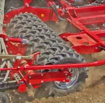The tyre packer ensures deep consolidation and uniform sowing conditions in front of every seed coulter.