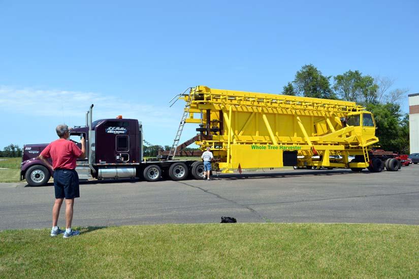 Figure 16: Whole Tree Harvester Prepared for Transport EPS reassembled the harvester on a site provided by a farmer located near the Graceville 80-acre hybrid poplar farm