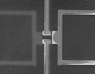 SEM of actual device 1 mm 1-D tunneling in Double