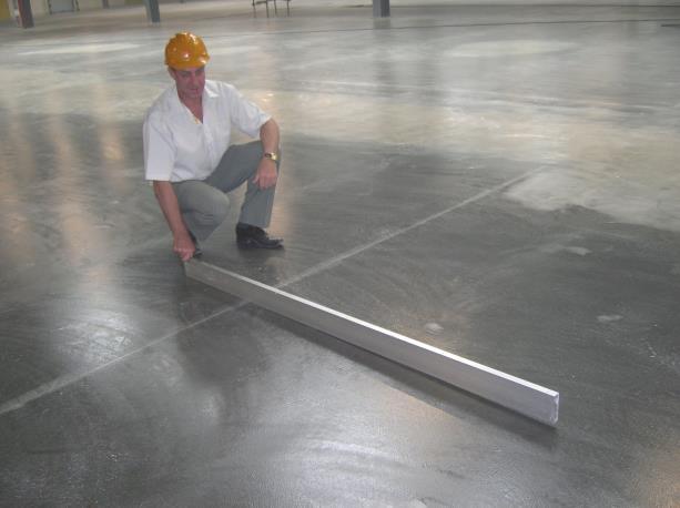 2.3 EVENNESS OF THE CONCRETE SUBSTRATE The measurement of the evenness of the concrete floor is based on the German Standard DIN 18202