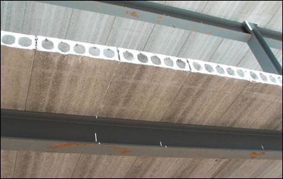 Effect of steel frame on façade Construction