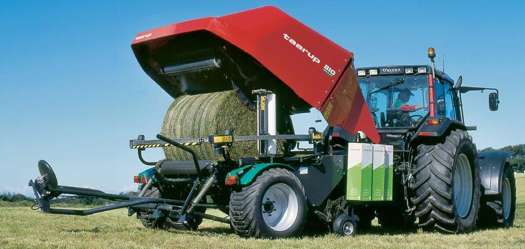 The Taarup BIO has a fixed round bale chamber with a pick up width of 2.10 m.