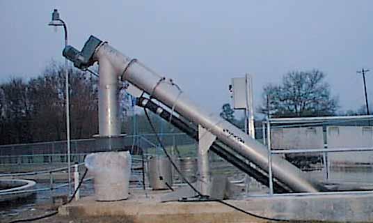 Hycor Helisieve In-Channel Fine Screen Model HLS All-in-one screening, conveying and dewatering system Combines screening, conveying and dewatering into one reliable, automatic, cost-efficient system.