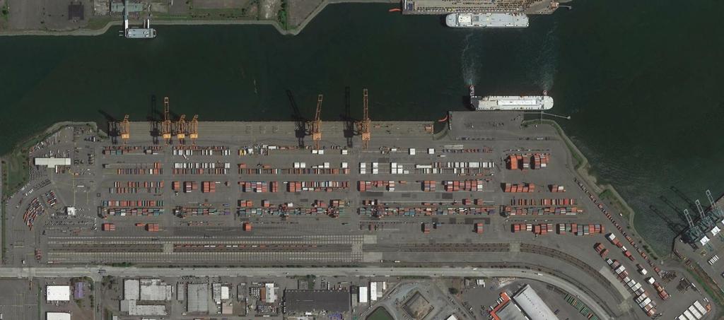 Rail yard Port of Tacoma terminal infrastructure profiles Washington United Terminal Hyundai Linear berth STS cranes On-dock rail facility Container yard section of 79 m Water depth of 5.