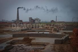 GREEN PRACTICES IN THE INDUSTRIES Industries adopted proper disposable system of solid wastage Some (hardly) industries have installed waste water treatment system; Chimney is used for controlling