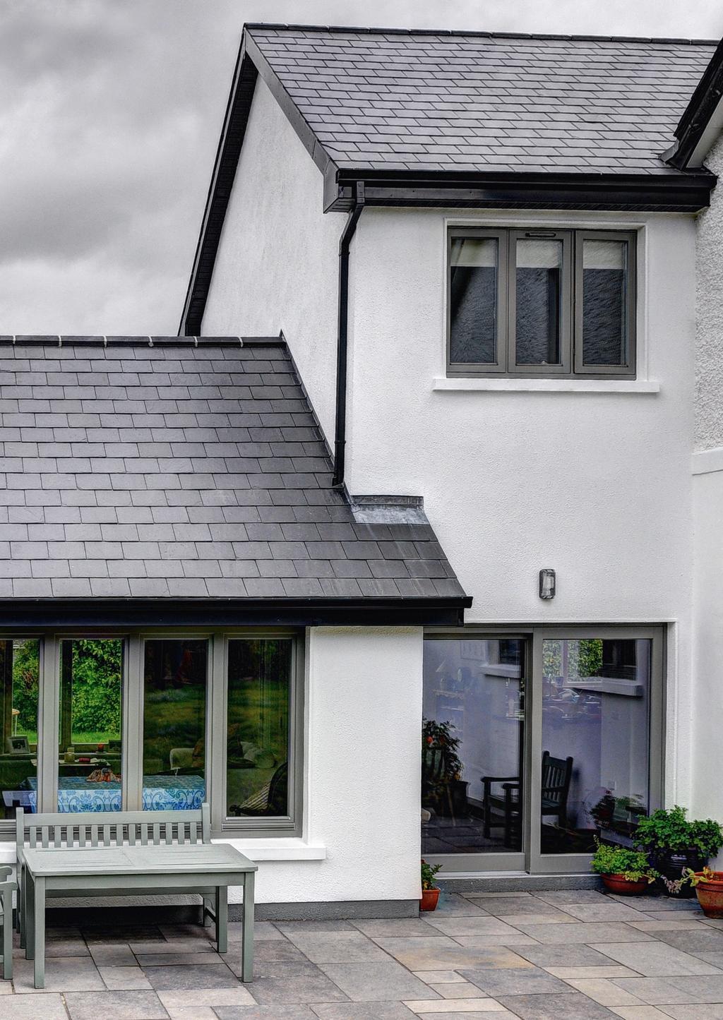 Flush casement windows offer clean lines and classic finishes to suit a wide variety of homes, from ultra-contemporary residences to characterful older buildings.