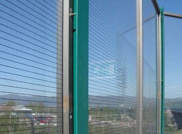 BIRD GUARD Specification of Pattern The film is 1830 mm wide and laminated centric on the extrusion width of 2000 mm.