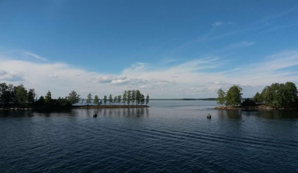 4th European Large Lakes Symposium ELLS2015 August 24-28 Joensuu, Finland Simulation of the movement of a turbid density current during a flood event in a large reservoir with complex morphology