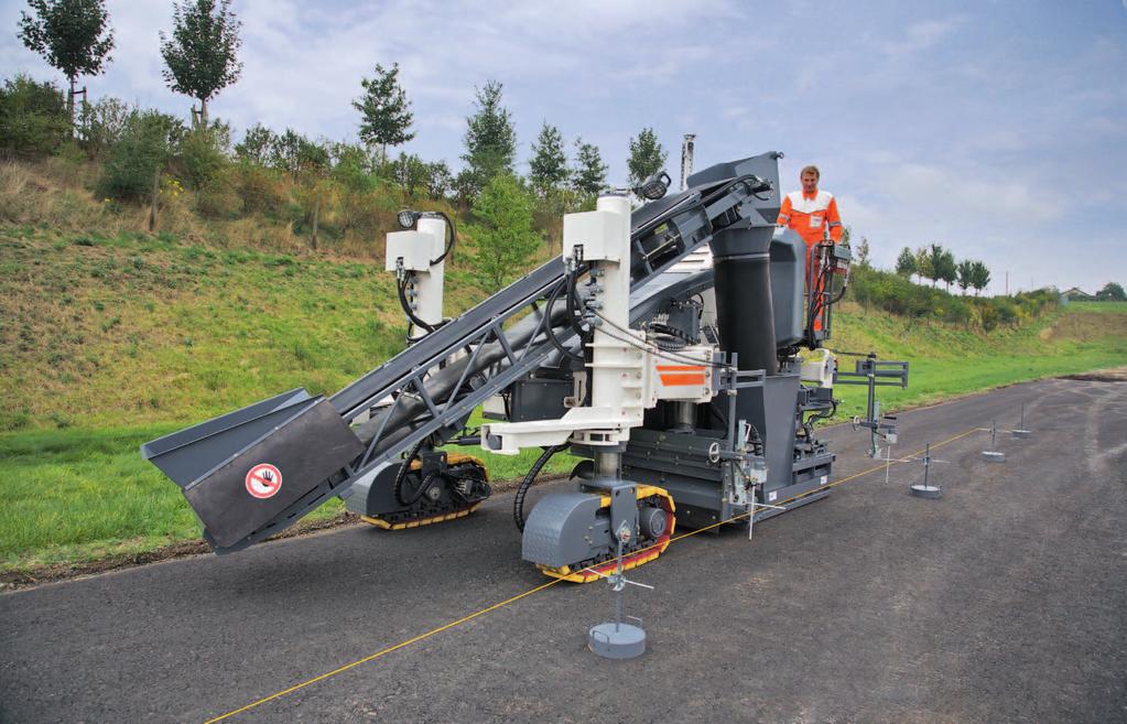 Innovative control technology from Wirtgen Accurate, intuitive controls systems The more accurately a slipform machine follows its inputs, the more accurate its work will be.