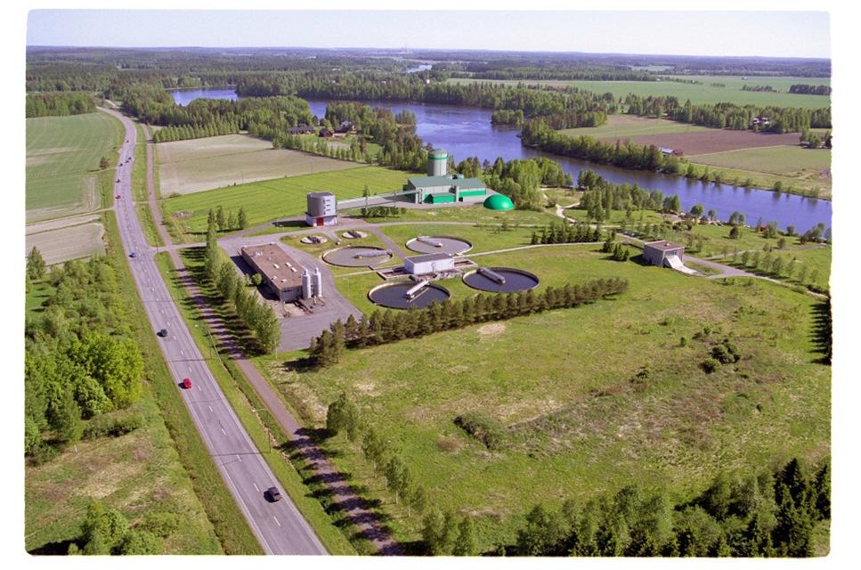 16 KOUVOLAN BIOGAS FACILITY Digester and upgrading unit is owned and operated by KSS Energia (local energy company) and biomethane is injected to the natural gas grid by Gasum The facility started to
