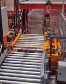 The system makes dense storage possible in blocks of pallets with different widths, containers or cages.