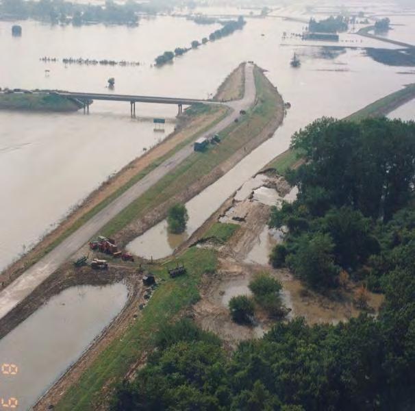 Monarch Chesterfield Levee District 1993 FLOOD 1993 flooded 4,400 with damages between $250-$500 million.
