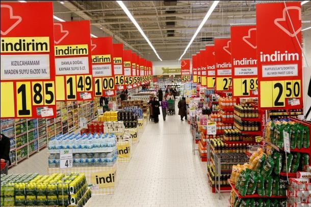 complementary and seasonal non-food selection Focus on proximity supermarkets 680 Migros Jet and 593 M Migros Proximity Stores, (40*-300) sqm, 1,800* 3,000 SKUs Loyalty Program CRM applications for