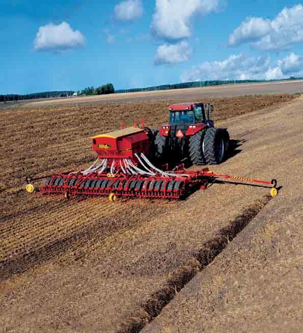 Soil preparation and drilling with the Rapid System Rapid allows all possibilities! Excellent soil preparation Equip you Rapid A drill according to your cropping and soil conditions.