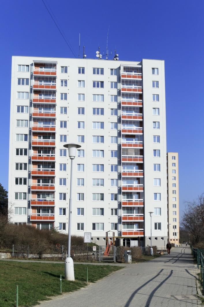 Summary Koniklecová 4 block-of-flats was renovated. The building envelope (walls, roofs, ceilings and floors) was insulated using EPS, XPS and mineral wool.