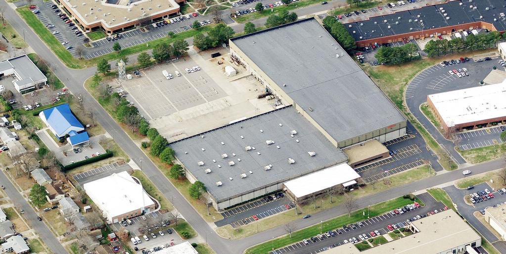 FOR LEASE High-Bay Industrial / Headquarters Facility Port of Virginia 2555 Ellsmere Avenue, Norfolk, VA 23513 Eltham Avenue Henneman Drive Ellsmere Avenue ± 154,576 sf Subdividable down to ± 43,821