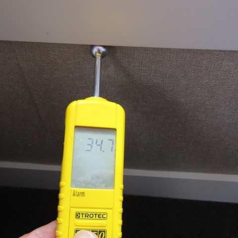 Moisture content readings were taken using a Tro Tec T650 capacitive noninvasive moisture meter in the following sequence; readings were taken above and below each side of all joinery and along the