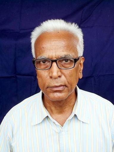 CURRICULUM-VITAE Prof. (Dr.) Asheshwar Yadav Director, VVIT Purnea Name: Adress: Prof. Ashseshwar Yadav Bhikam Bhawan Bhadurpur Bagicha P.O.