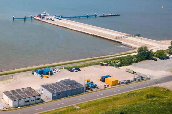 Office and storage space Extended area: 28,000 m² Berth: heavy load quay Handling of CTVs and vessels up to 130 m in length, including fresh water and shore-side power