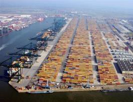 TEU Maritime cargo transport 2015 Container