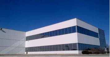 For Lease or Sale 299,655 SF 950 South Service Rd.