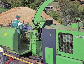 COMPONENTS All hydraulic, electric and electronic components mounted on Pezzolato chippers are supplied