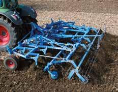 Particularly well-suited for working on level to medium-depth stubble cultivation as well as seed bed preparation. The arrangement is critical.