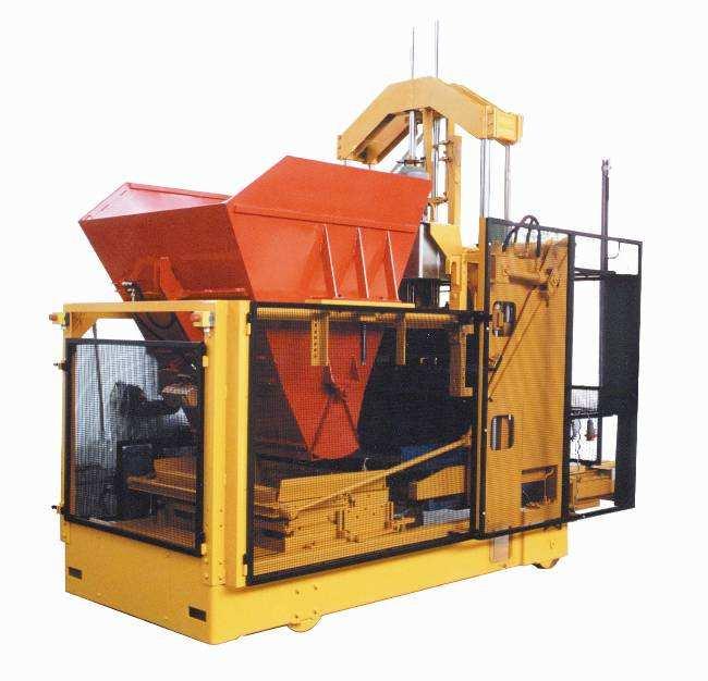 KNAUER Standard Heavy duty egglayer for the economic manufacturing of a wide range of concrete products such as hollow blocks, garden and landscaping elements etc.