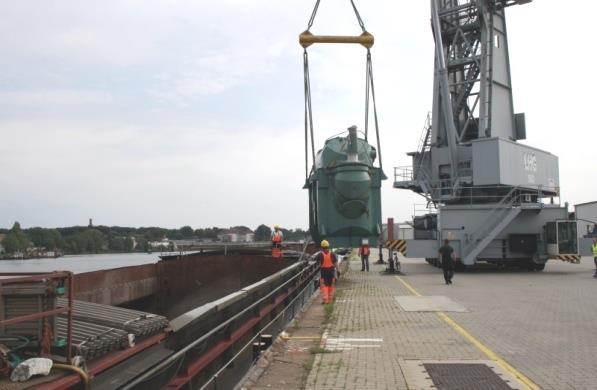 Project cargo and heavy lift - easy for our experts Heavy lift