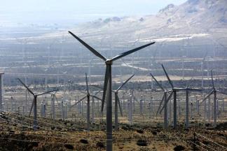 areas with constant wind Wind Energy Few environmental problems Kills birds and bats
